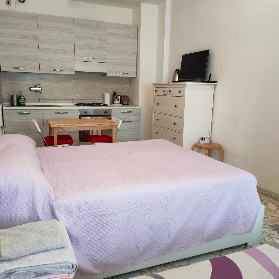 Visconti studio monolocale a 15 min dal centro Milano Esterno foto